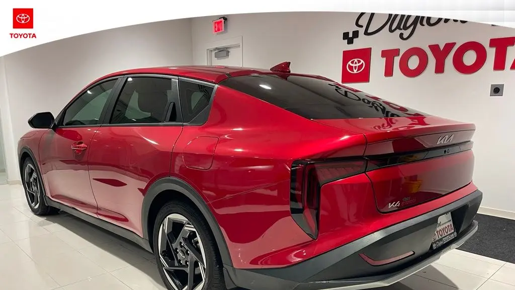 2025 Kia K4 EX