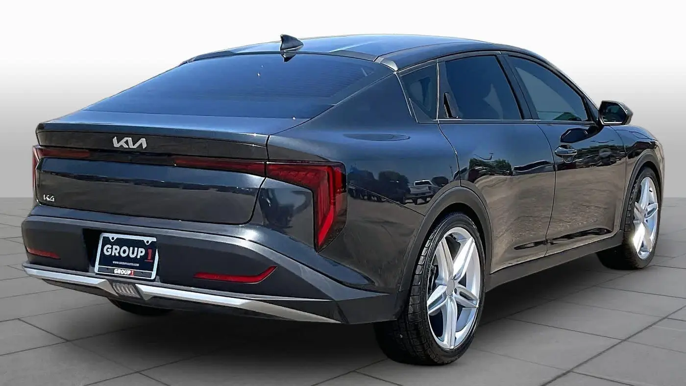 2025 Kia K4 EX