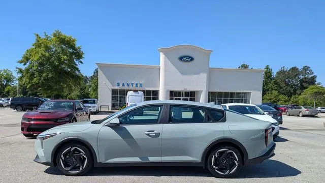 2025 Kia K4 EX