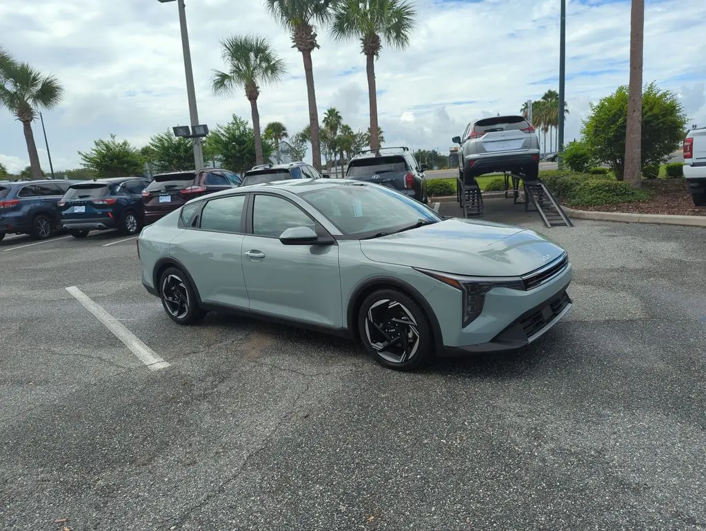 2025 Kia K4 - $20,808