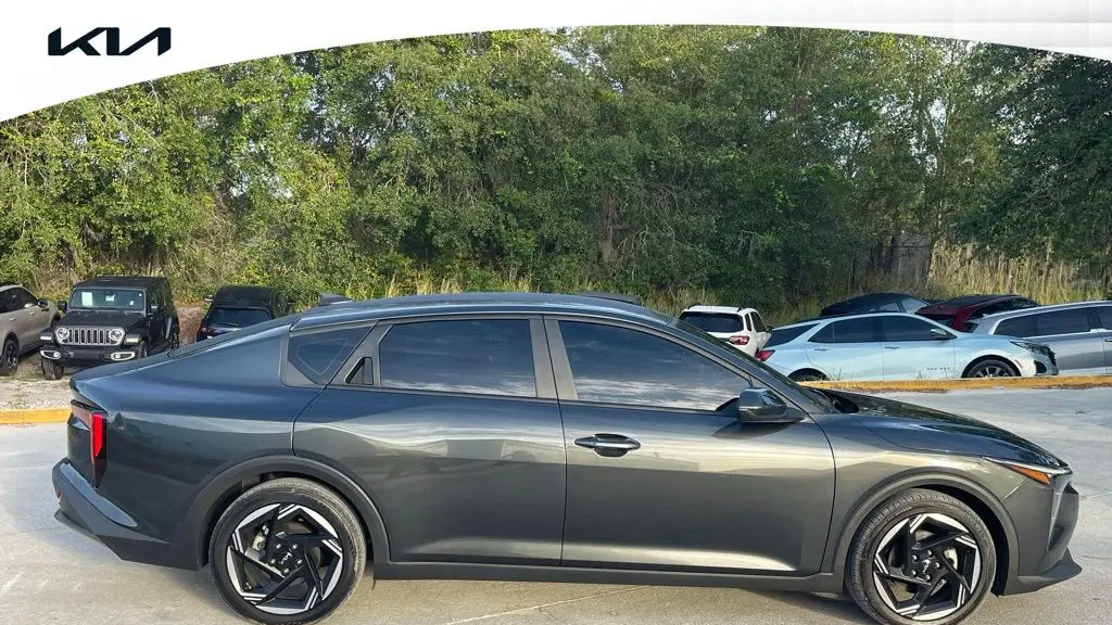 2025 Kia K4 EX