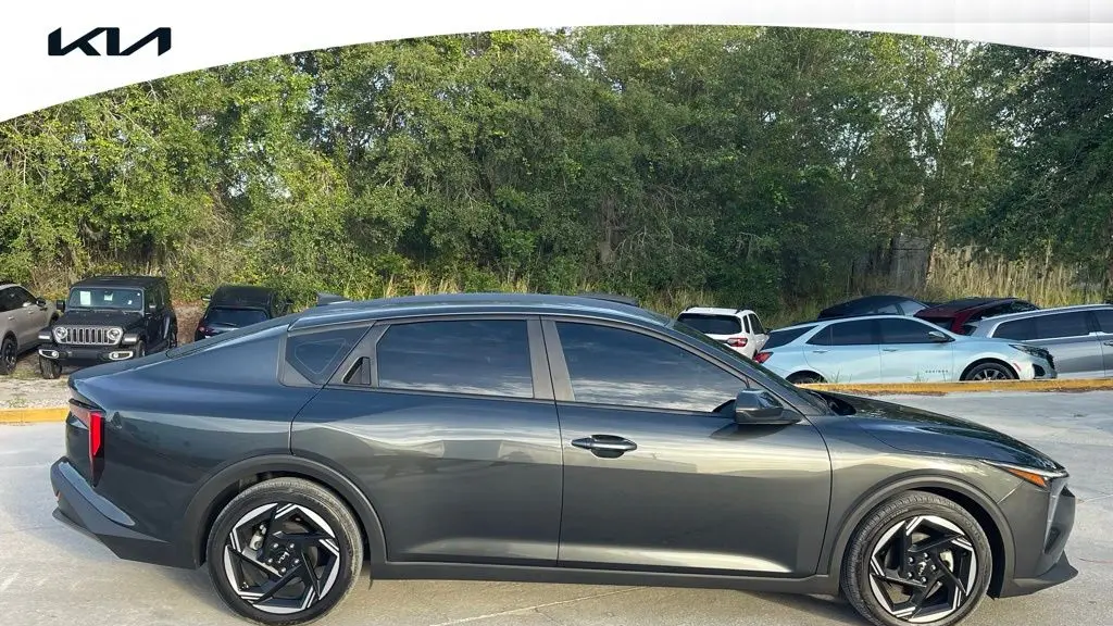 2025 Kia K4 EX