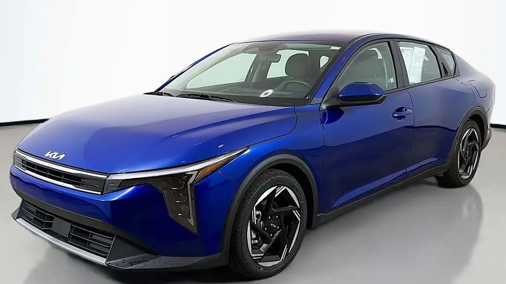 2025 Kia K4 EX