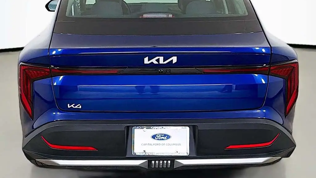 2025 Kia K4 EX