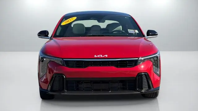 2025 Kia K4 GT-Line Turbo