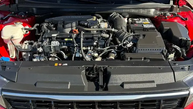 2025 Kia K4 GT-Line Turbo