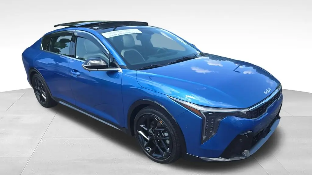 2025 Kia K4 GT-Line Turbo