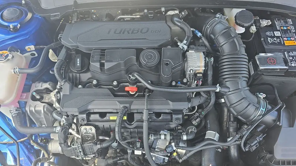 2025 Kia K4 GT-Line Turbo