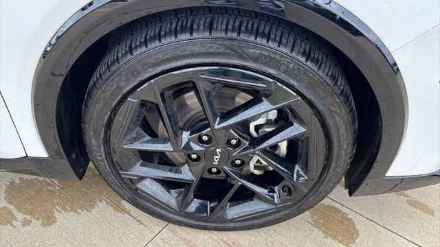 2025 Kia K4 GT-Line Turbo