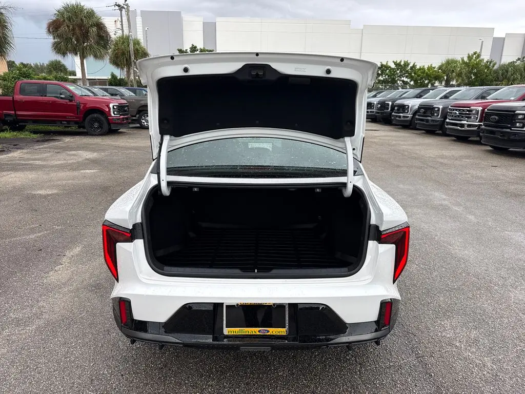 2025 Kia K4 - $26,901