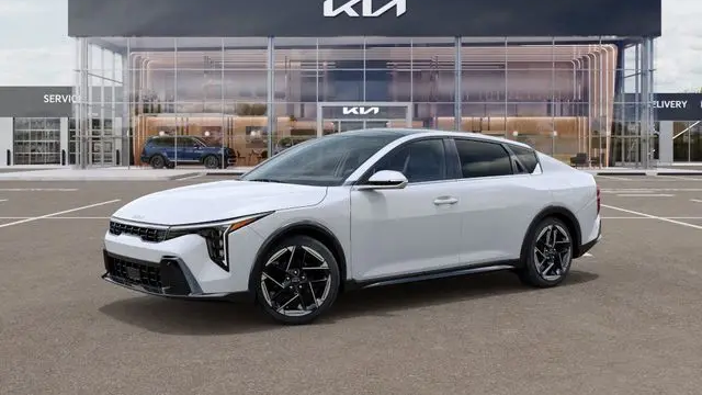 2025 Kia K4 GT-Line