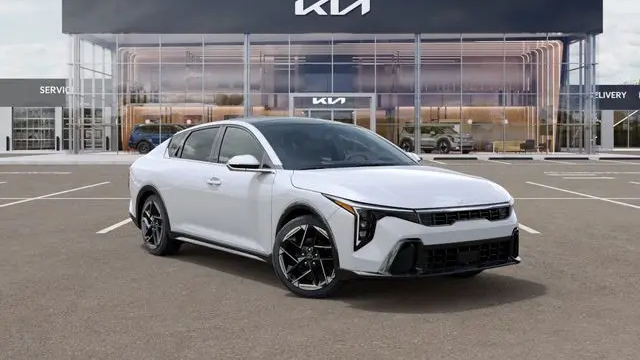2025 Kia K4 GT-Line