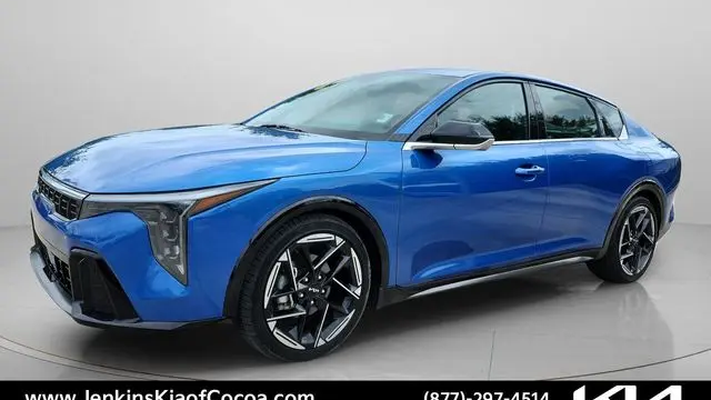 2025 Kia K4 GT-Line