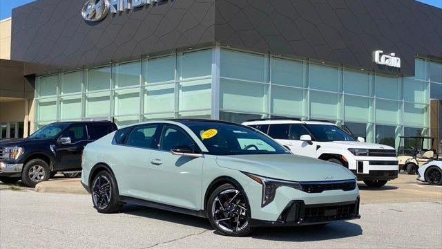 Preowned 2025 Kia K4 GT-Line for Sale