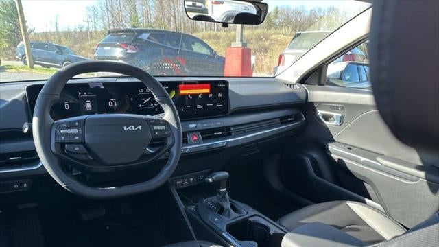 2026 Kia K4 Hatchback EX