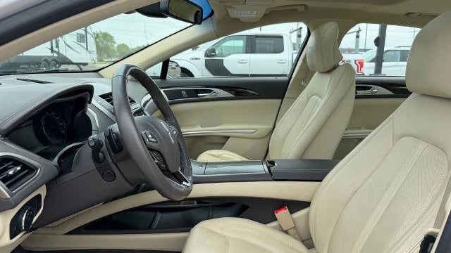 2014 Lincoln MKZ Base