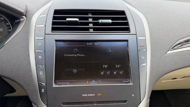 2014 Lincoln MKZ Base