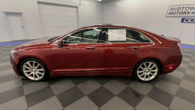 2014 Lincoln MKZ Base