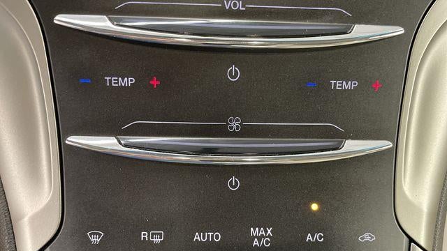 2014 Lincoln MKZ Base