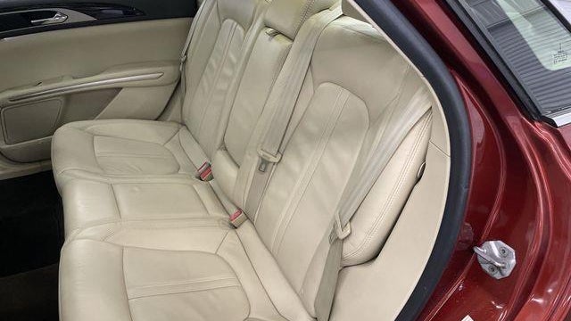 2014 Lincoln MKZ Base