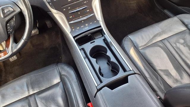 2013 Lincoln MKZ Base