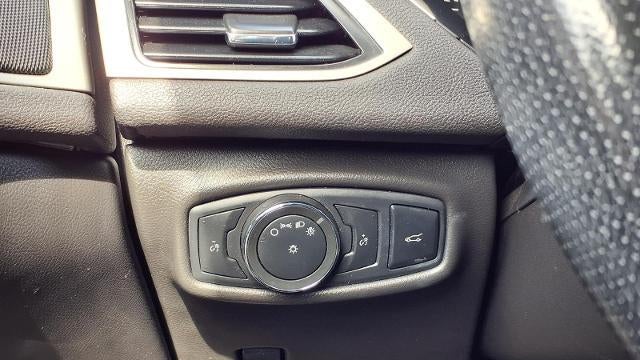 2013 Lincoln MKZ Base