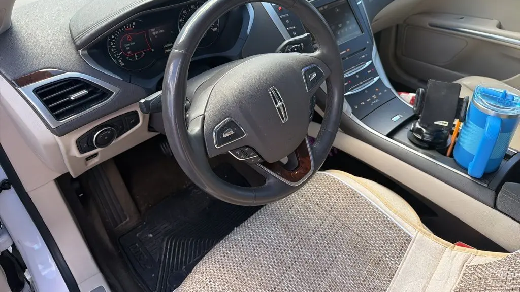 2016 Lincoln MKZ Base