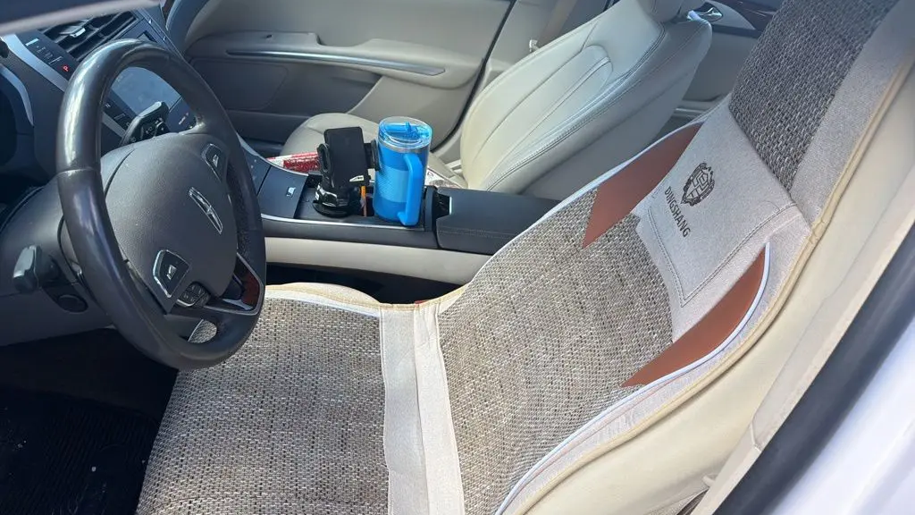 2016 Lincoln MKZ Base