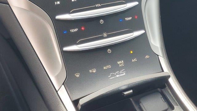 2013 Lincoln MKZ Base