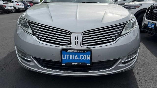 2016 Lincoln MKZ Base