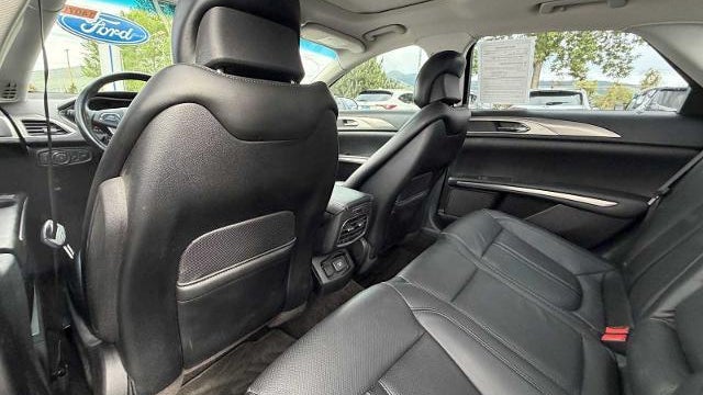 2016 Lincoln MKZ Base