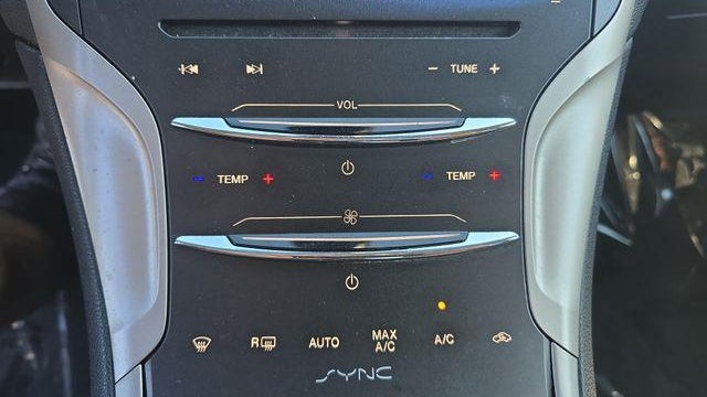 2015 Lincoln MKZ Base