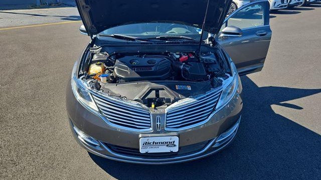 2015 Lincoln MKZ Base