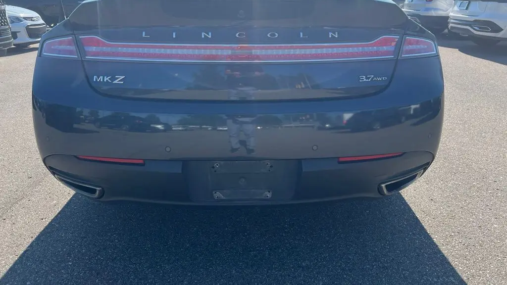 2013 Lincoln MKZ Base