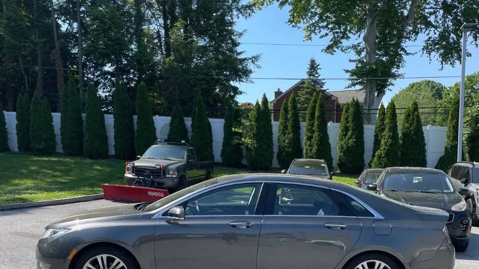 2015 Lincoln MKZ Hybrid Base