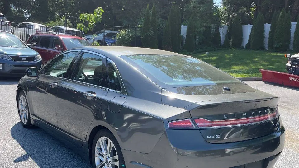 2015 Lincoln MKZ Hybrid Base