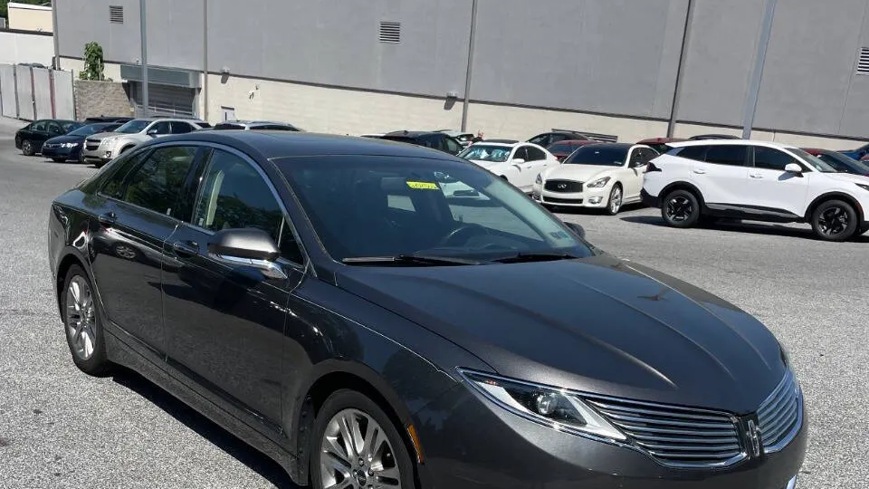 2015 Lincoln MKZ Hybrid Base