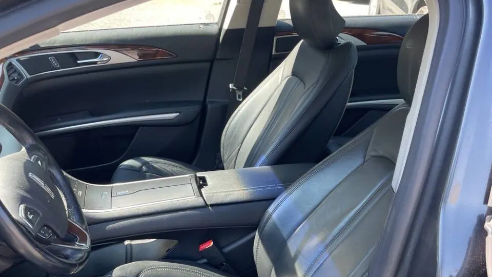 2015 Lincoln MKZ Hybrid Base