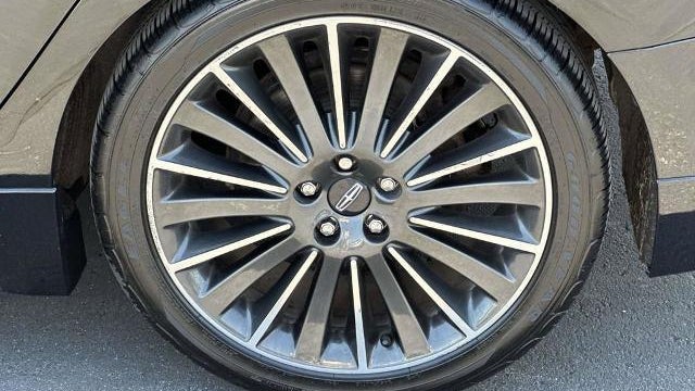 2016 Lincoln MKZ Hybrid Base