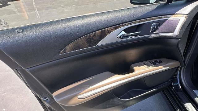 2016 Lincoln MKZ Hybrid Base