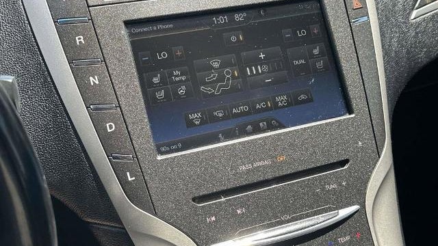 2016 Lincoln MKZ Hybrid Base