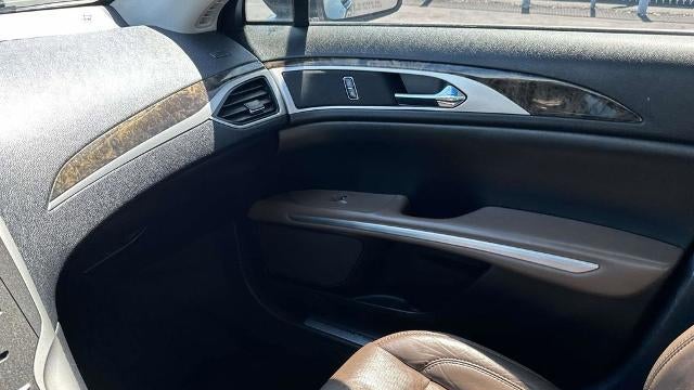 2016 Lincoln MKZ Hybrid Base