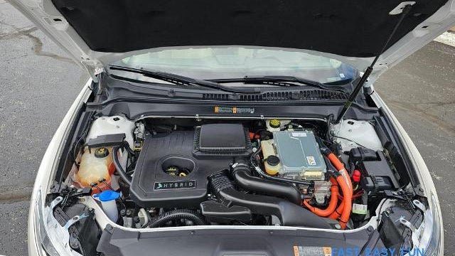 2014 Lincoln MKZ Hybrid Base