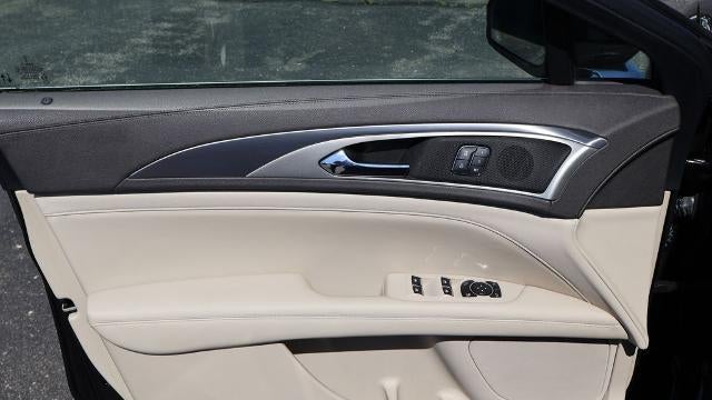 2020 Lincoln MKZ Standard