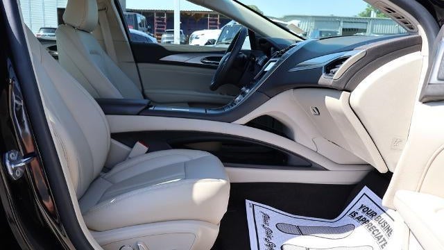 2020 Lincoln MKZ Standard