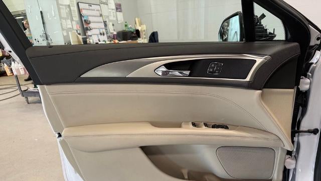2020 Lincoln MKZ Standard