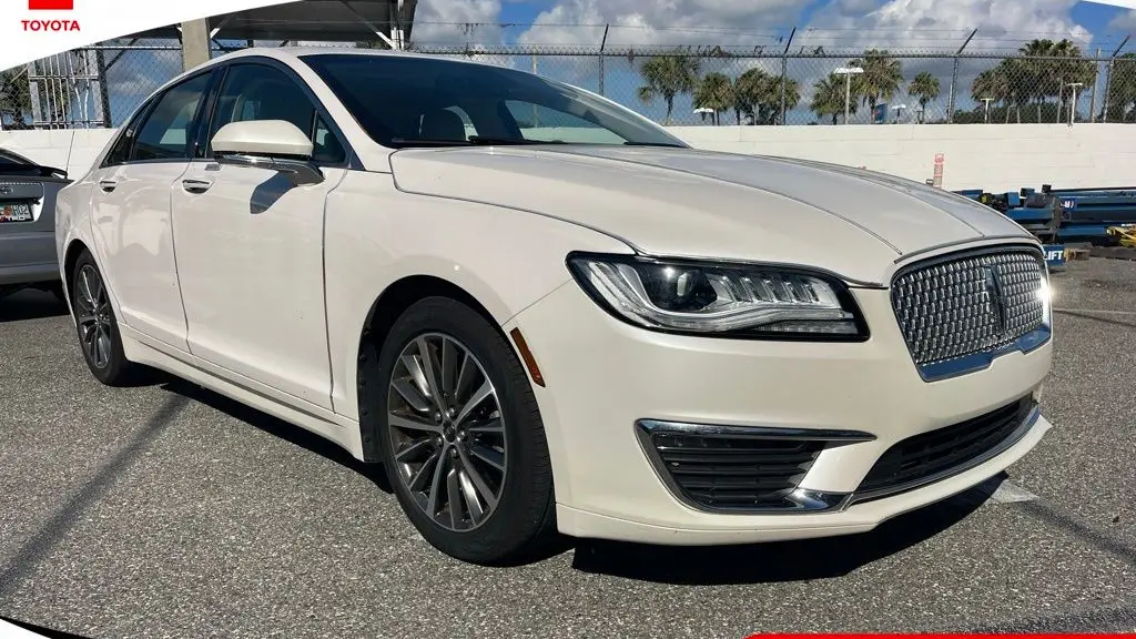 2020 Lincoln MKZ Standard