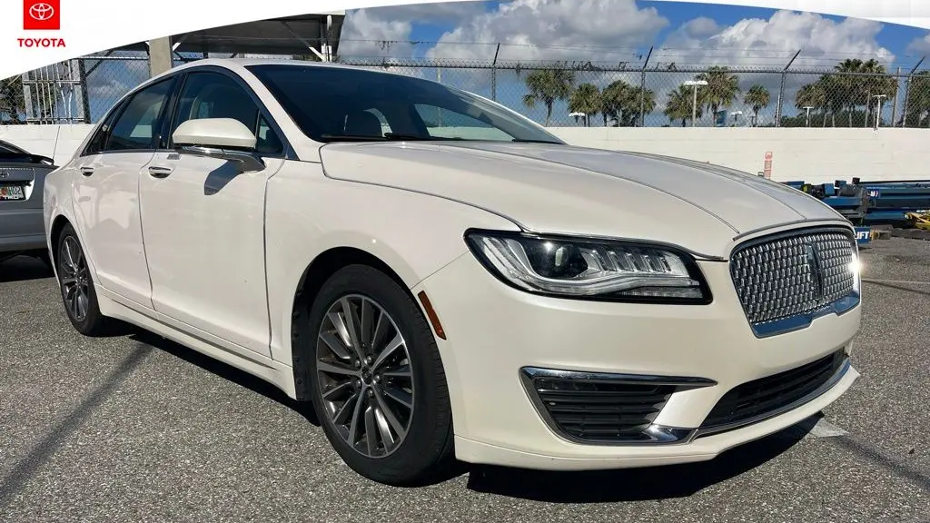 2020 Lincoln MKZ Standard