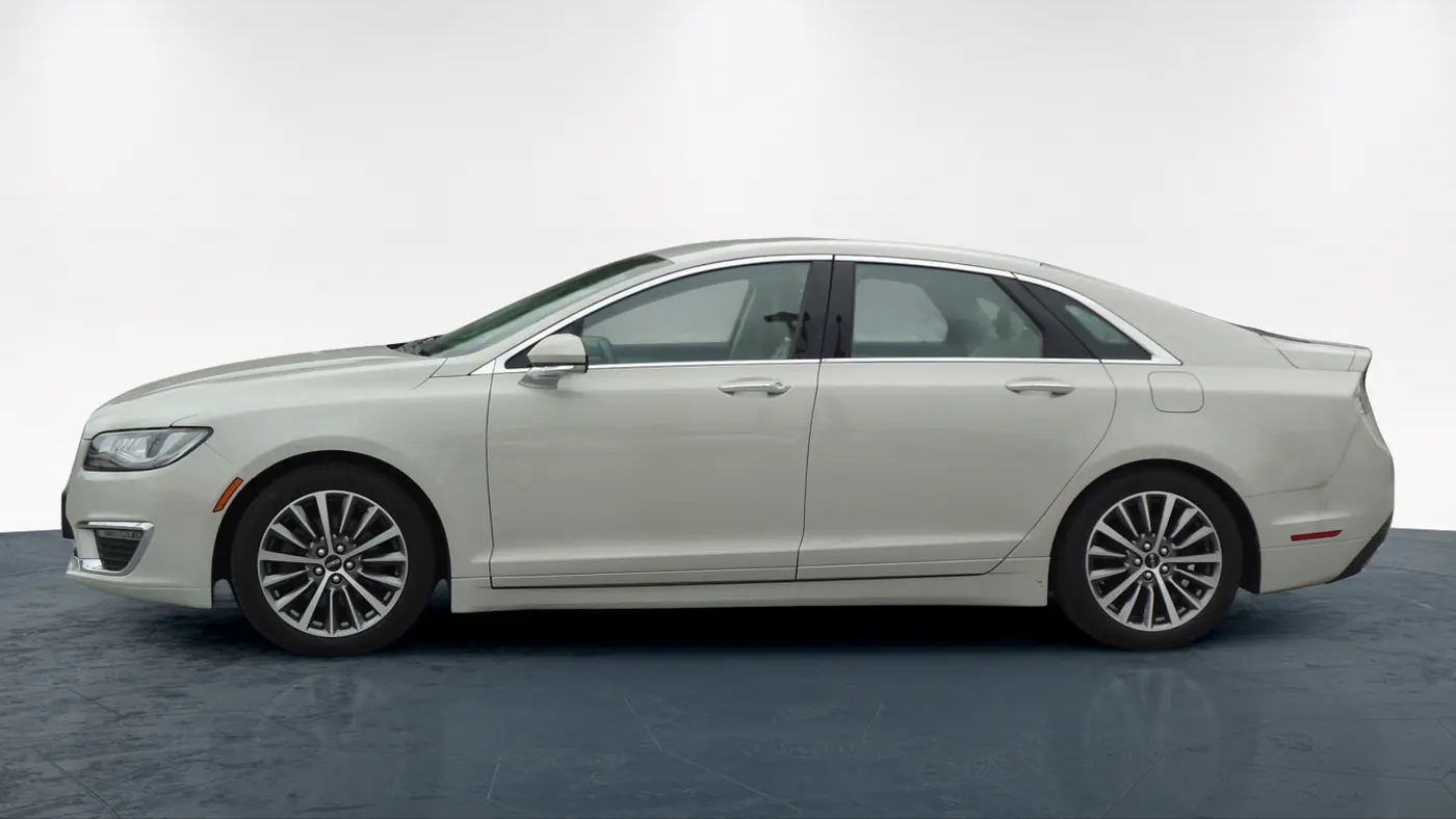 2020 Lincoln MKZ Standard