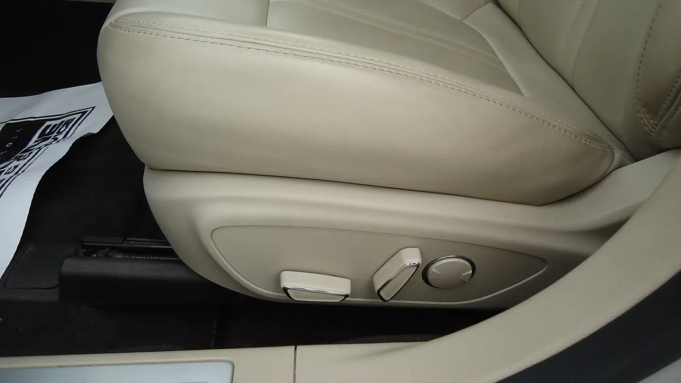 2020 Lincoln MKZ Standard